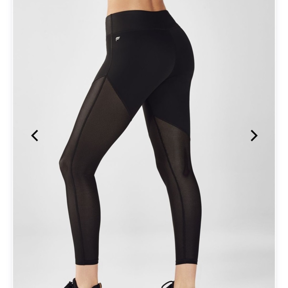 Salar Mesh Ultra-Cool 7/8 Leggings from Fabletics